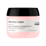 تحتوي تركيبة هذا المنتج أيضًا على الأحماض الأمينية وفيتامين E التي تساعد على تغذية الشعر وتقويته وترطيبه. وبالتالي فإنه يعزز الصحة العامة للشعر المصبوغ ويساعد على تقليل التكسر والتقصف.